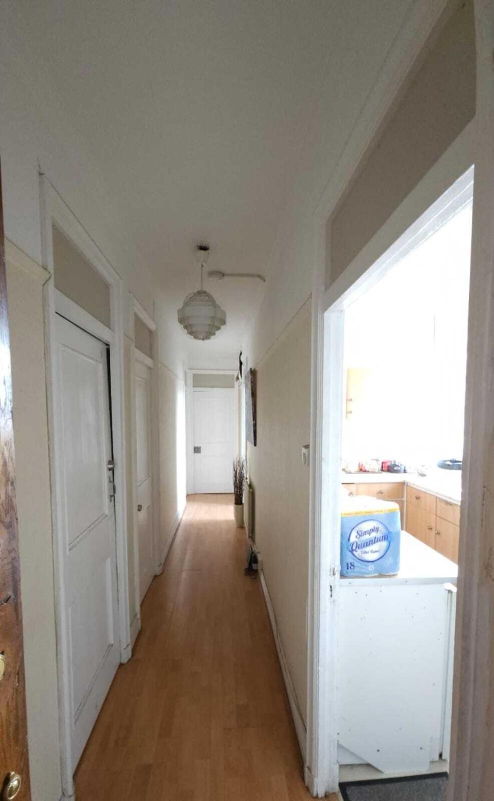 London Edgware Station Apartment Rum bild