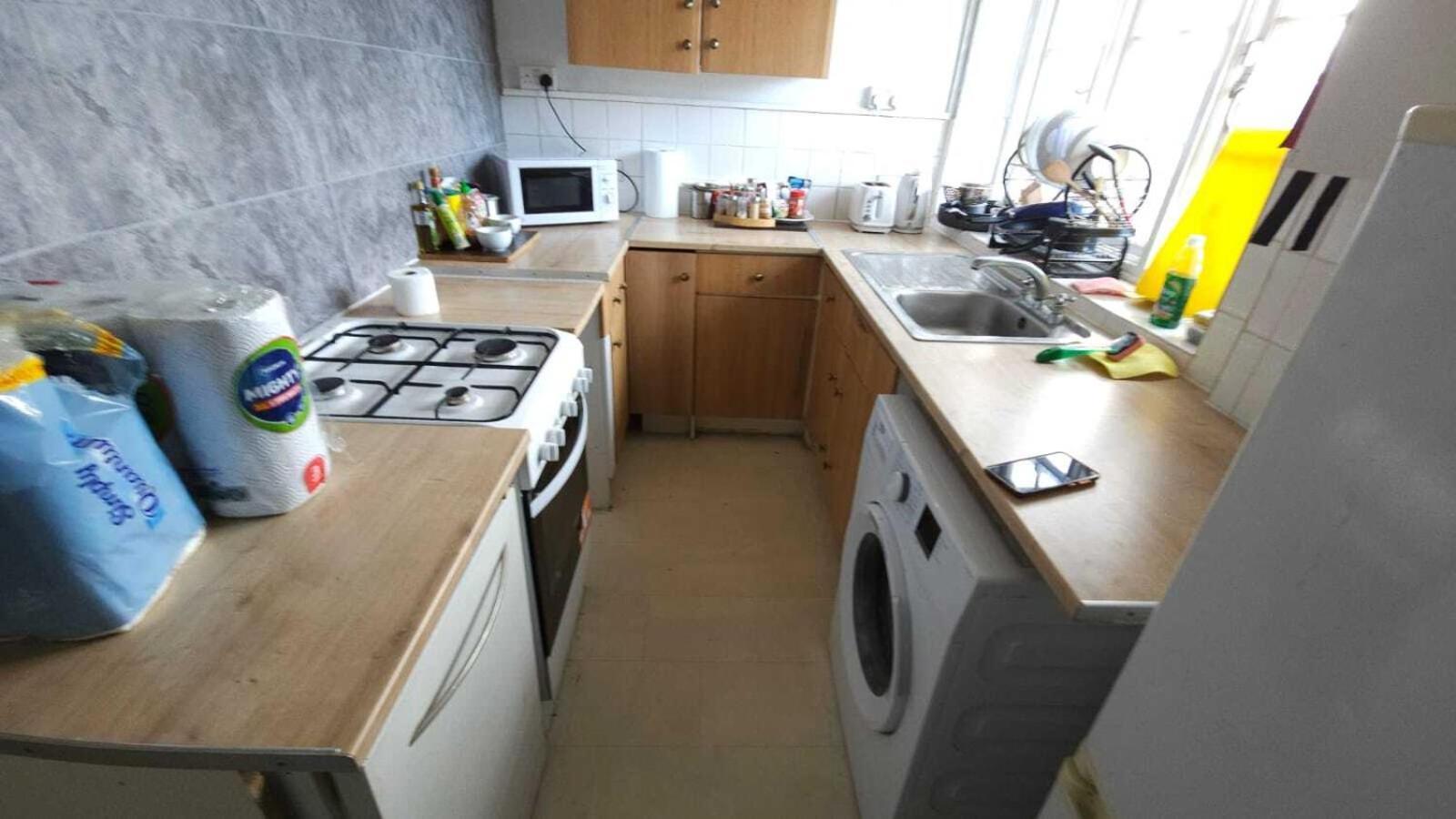 London Edgware Station Apartment Rum bild