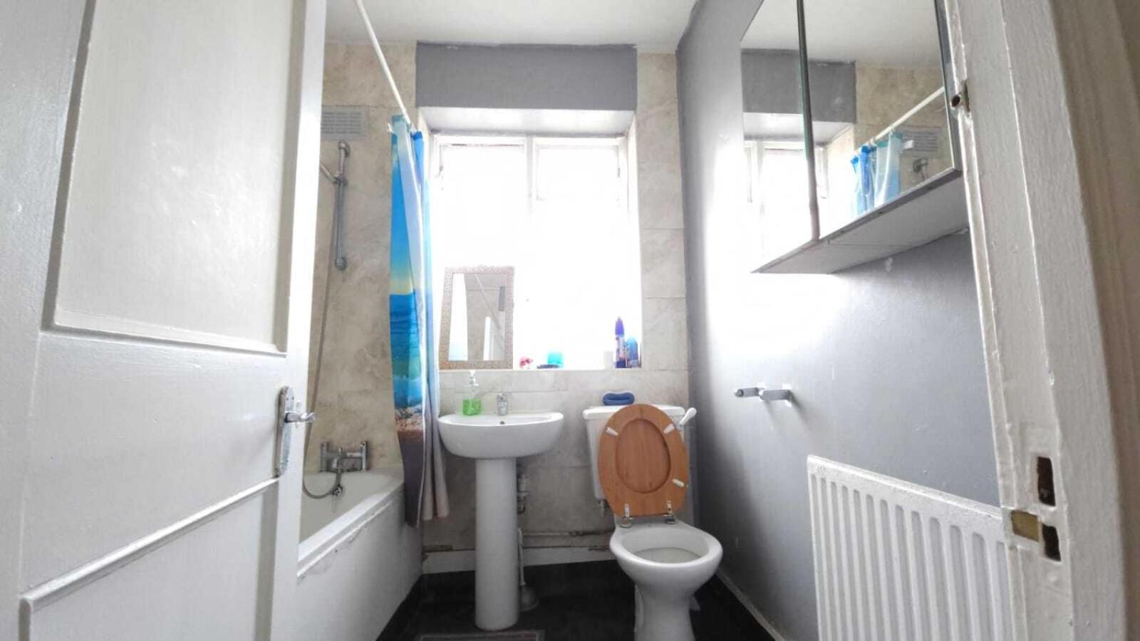 London Edgware Station Apartment Rum bild
