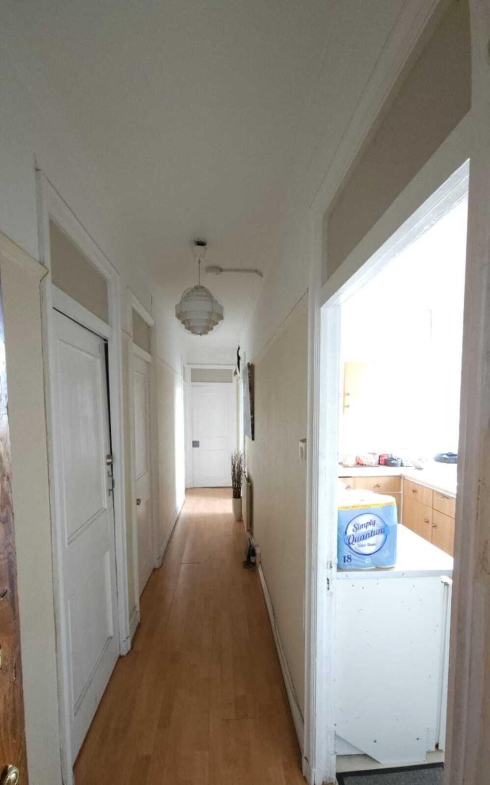 London Edgware Station Apartment Rum bild